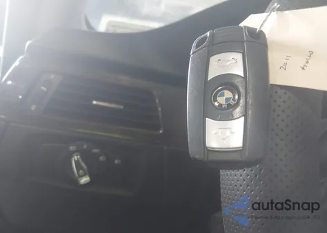 2011 BMW 335I xDrive z USA, uszkodzony, nr VIN WBAKF9C5XBE262176